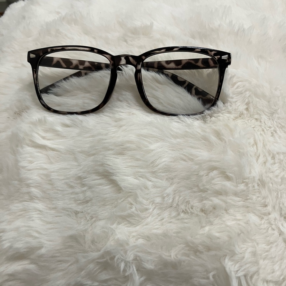 Rectangular Leopard Glasses Brown Pattern - Picture 3 of 10